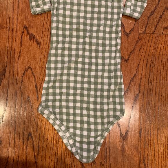 Spearmint love Knotted Gown & Hat Matching Set | Sage Green Gingham | 0-3 months - Picture 4 of 9